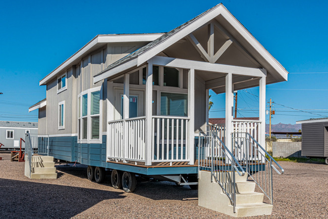 Fully Furnished Tiny Home With 1 Bed, 1 Bath & Loft – 400 sqft 1 Fully Furnished Tiny Home