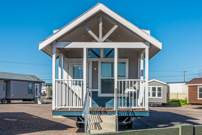Fully Furnished Tiny Home With 1 Bed, 1 Bath & Loft – 400 sqft 3 Fully Furnished Tiny Home With 1 Bed, 1 Bath & Loft – 400 sqft - Image 3