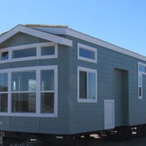 1 Bed, 1 Bath 399 sqft Tiny Home On Wheels