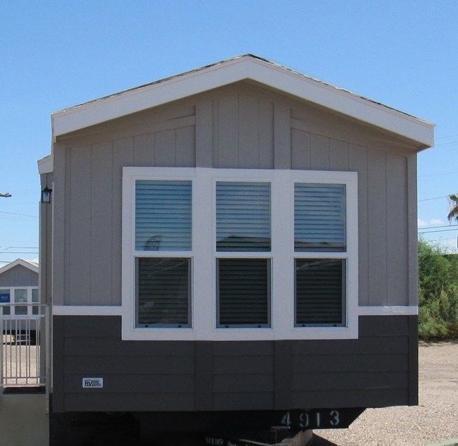 399 sqft Tiny Home with Loft Bedroom For sale 13 399 sqft Tiny Home with Loft Bedroom For sale - Image 13