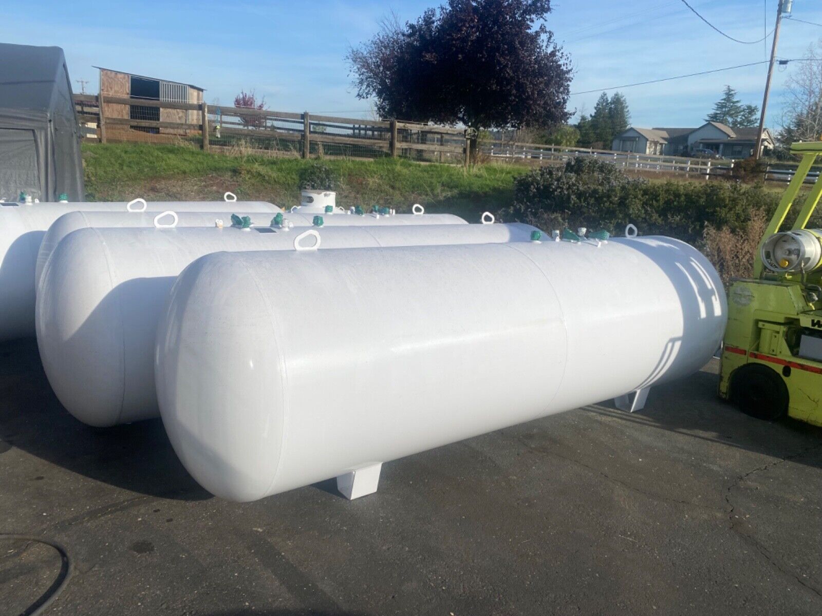 Buy 1000 Gallon Propane Tanks - Durable, High-Capacity Propane Storage Solutions 2 Buy 1000 Gallon Propane Tanks - Durable, High-Capacity Propane Storage Solutions - Image 2